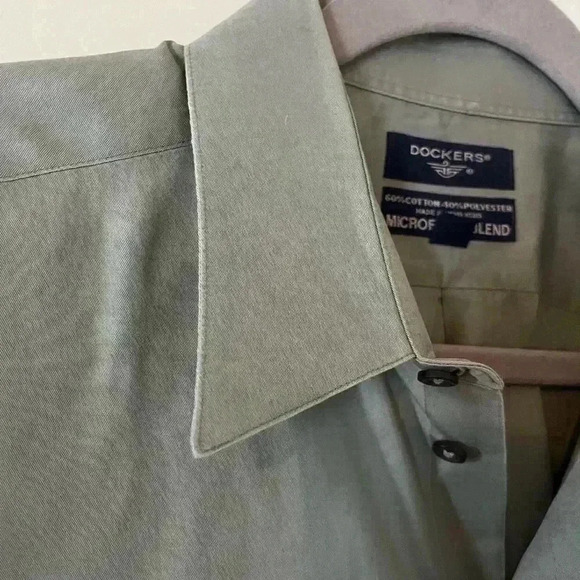 Dockers button down dress shirt, microfiber, polyester blend. Men’s XL Taupe - Picture 9 of 9